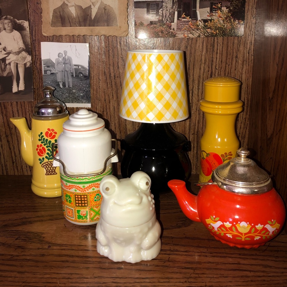 Vintage Avon bottles set